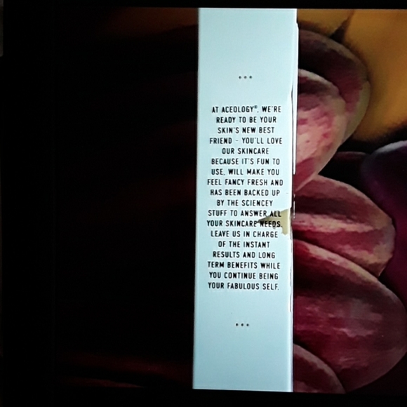 NEW Aceology Lifting Treatment Mask - Picture 2 of 12